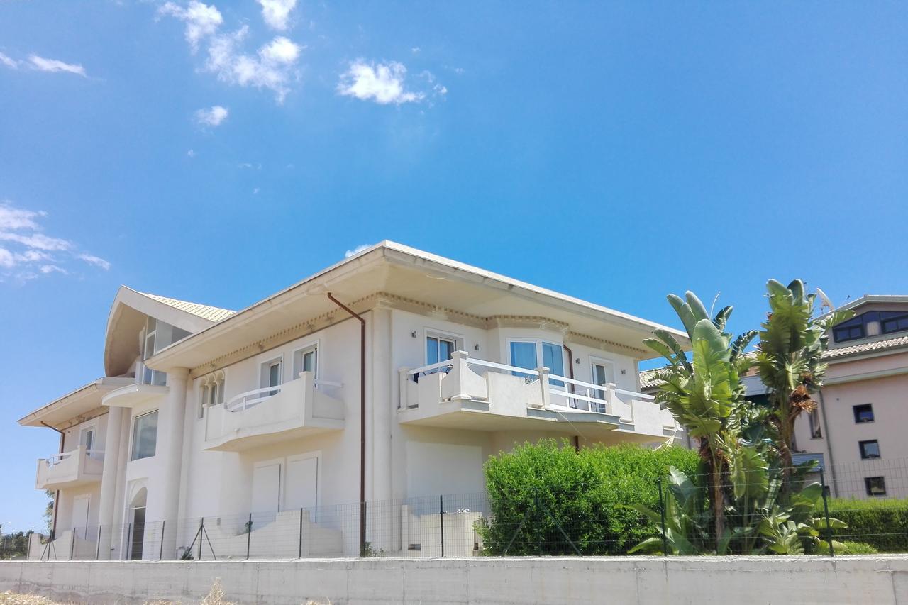 Ermes Bed & Breakfast *